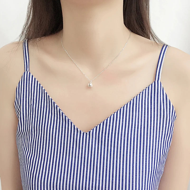 Women Heart-shaped Pendant Necklace - Silver Plated Clavicle Chain