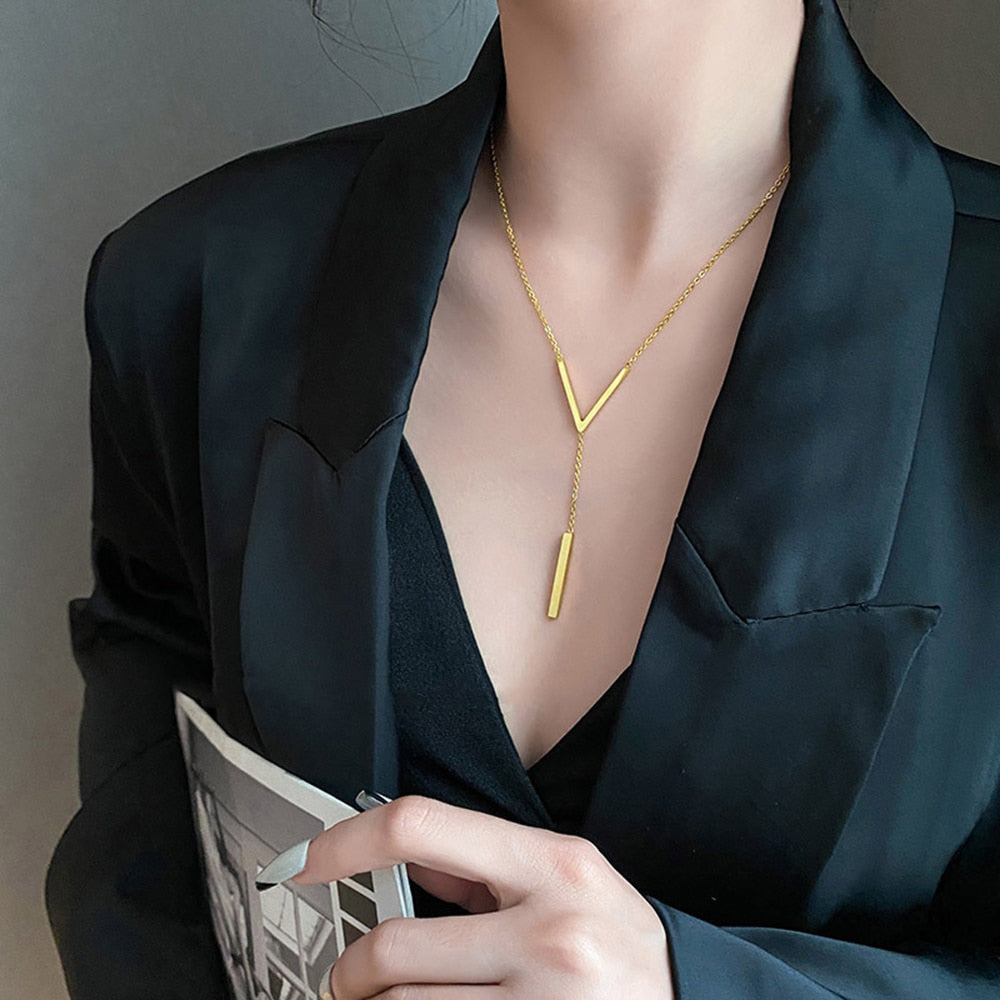 Lady Glams V-shaped Clavicle Chain Necklace