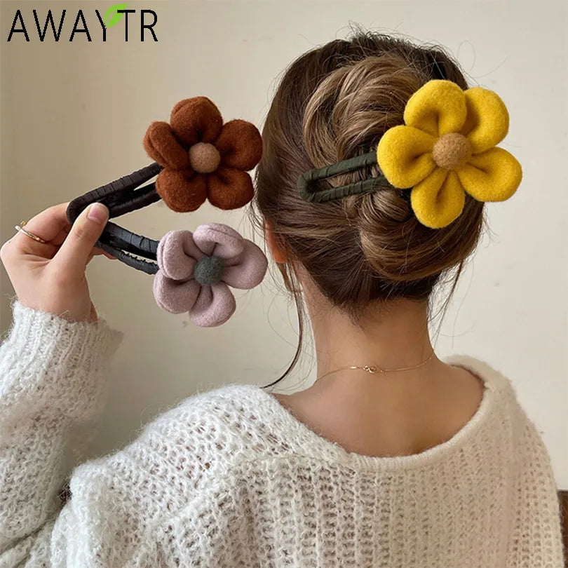 AWAYTR Autumn Winter Plush Flower Hair Claw: Chic Duckbill Clip for Effortless Style