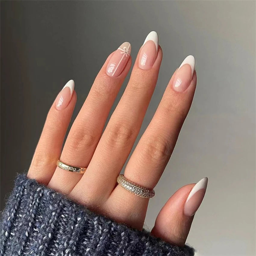 short almond nails