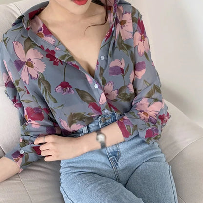 Wisremt Floral Elegance - V-Neck Chiffon Shirt Blouse