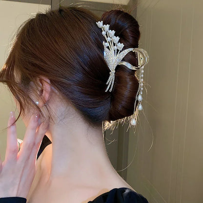 Haarklammern mit Strass-Blumen von Lady Glams: Ein Hauch von Eleganz