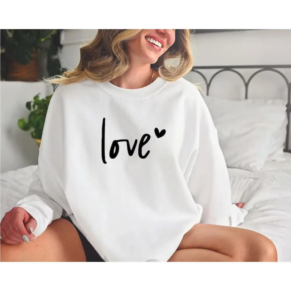 Lady Glams Valentine’s Day Pullover: Cozy Up in Romantic Style