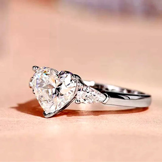 Huitan - Trendy Heart Zirconia Engagement Ring for Women