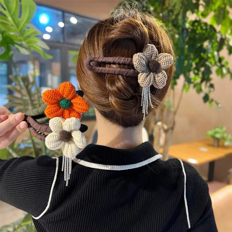 AWAYTR Autumn Winter Plush Flower Hair Claw: Chic Duckbill Clip for Effortless Style