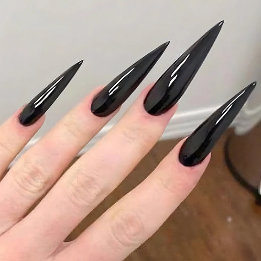 black french tip nails