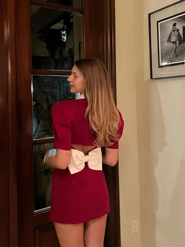 Sexy rotes Minikleid mit ausgehöhlter Schleife von Lady Glams – eine High Street Sensation für glamouröse Abende 