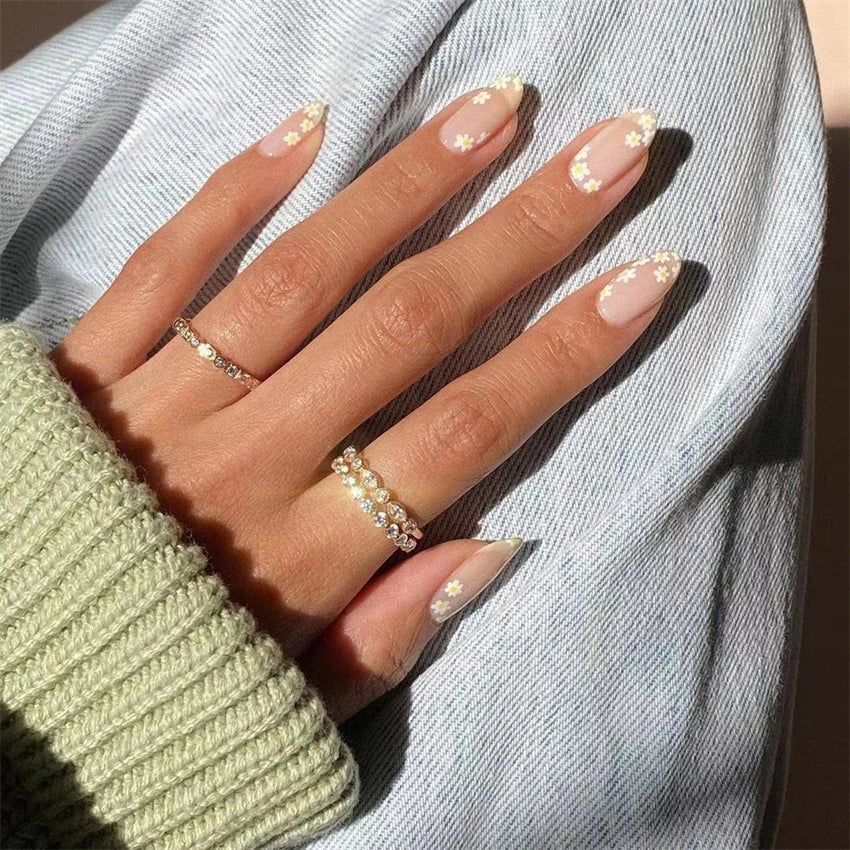 short almond nails