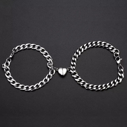 Lady Glams Couple Magnetic Buckle Bracelet - Creative Chain Style Valentine’s Day Magnet Attraction Bracelet