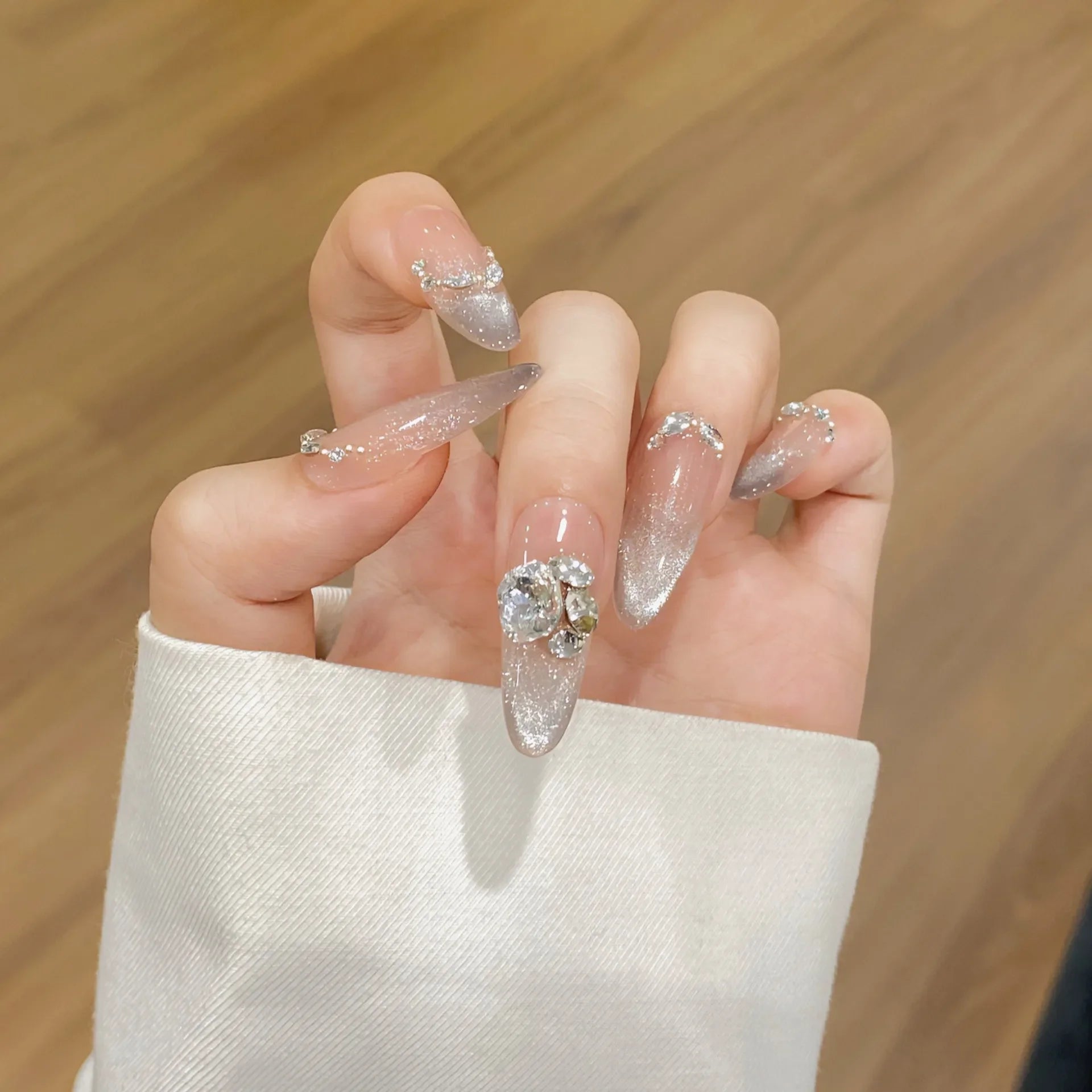 almond shape nail designs